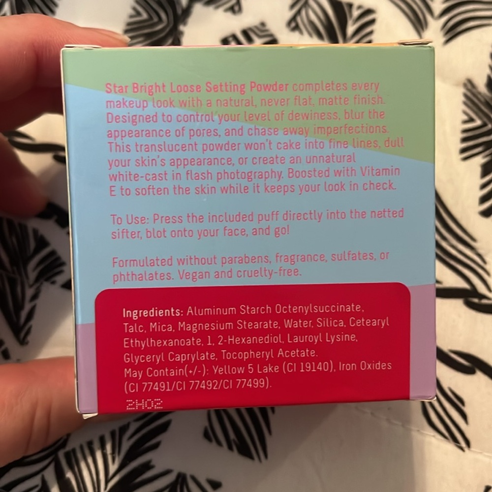 Half Caked Translucent Setting Powder - Picture 2 of 6